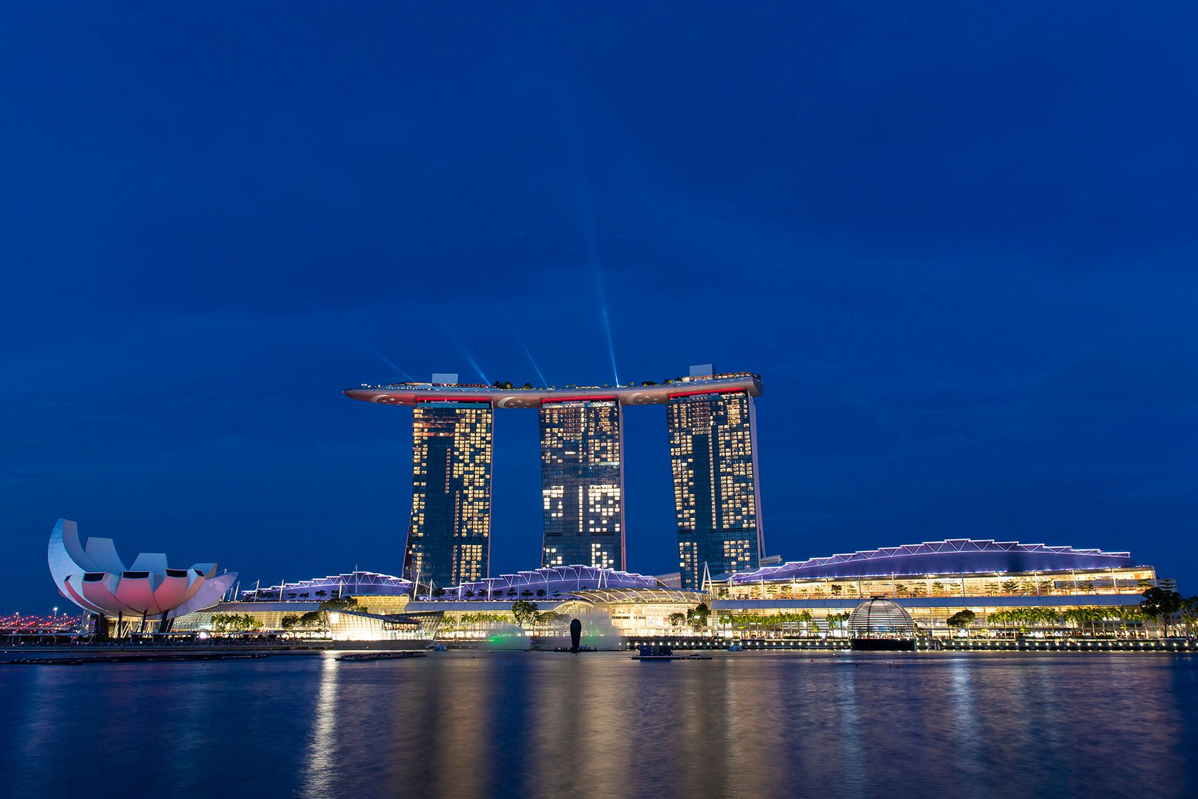 マリーナ ベイ サンズ (Marina Bay Sands) -シンガポール