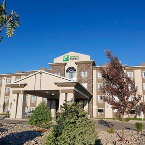 The 10 Best Hotel Deals in Fort St. John (UPDATED Apr 2024) - Tripadvisor