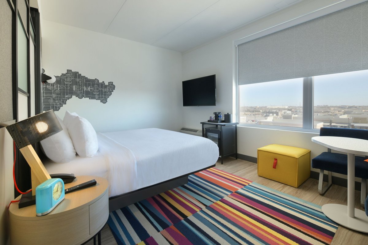 Aloft Lubbock Rooms: Pictures & Reviews - Tripadvisor