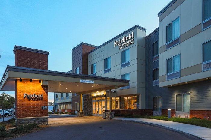 FAIRFIELD INN & SUITES BY MARRIOTT MARQUETTE $116 ($̶1̶3̶3̶) - Prices ...