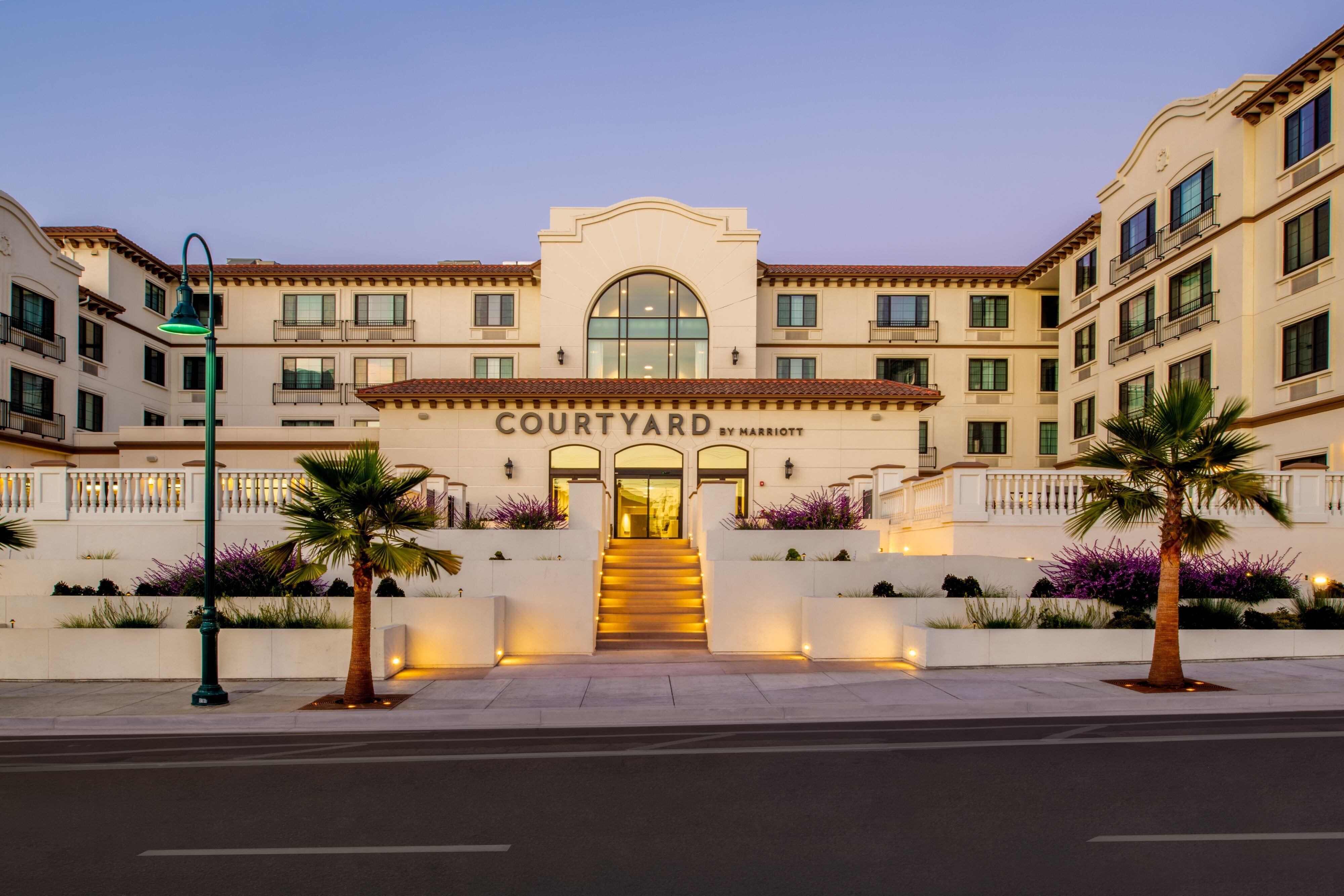 COURTYARD SANTA CRUZ Updated 2024 Prices Hotel Reviews CA