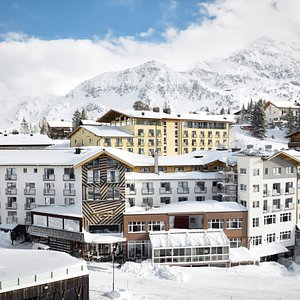 OBERTAUERN [PLACESHOTEL] by Valamar, ex. Marietta Hotel is the latest addition to the [PLACES] brand and the first of its kind in the Alps. Created for free spirits and mountain lovers who are looking for more than just another place to rest their bones after a day on the slopes, it’s a place where curious minds meet. 