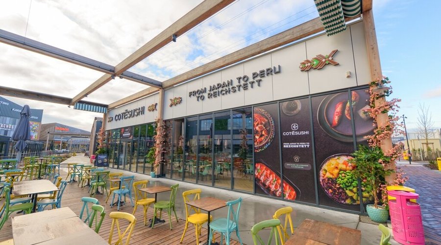 Notre est restaurant est dans le centre commercial Shopping Promenade - Cœur Alsace. Le restaurant Côté Sushi vous accueille donc au nord de Strasbourg, dans une ambiance zen et cosy à l’image du pays du Soleil Levant.