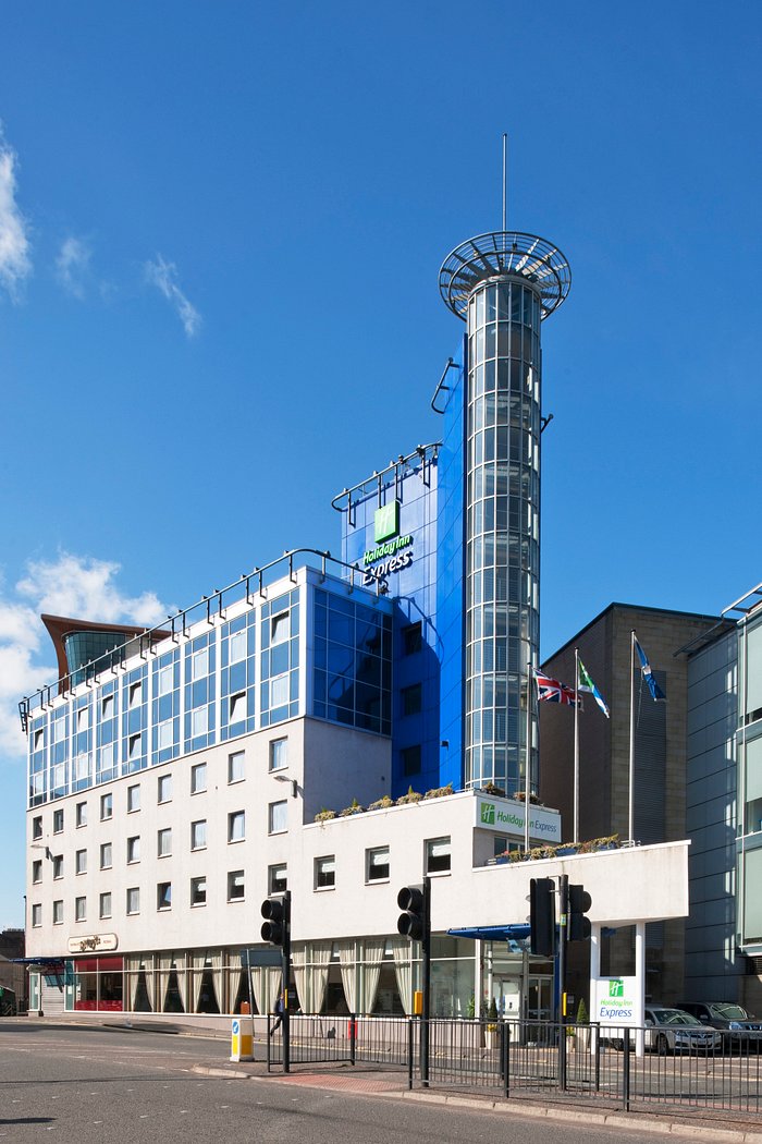 Holiday Inn Express Glasgow Theatreland, close to bus station.