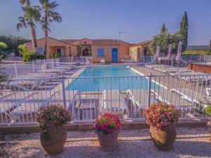 Piscine et plage
