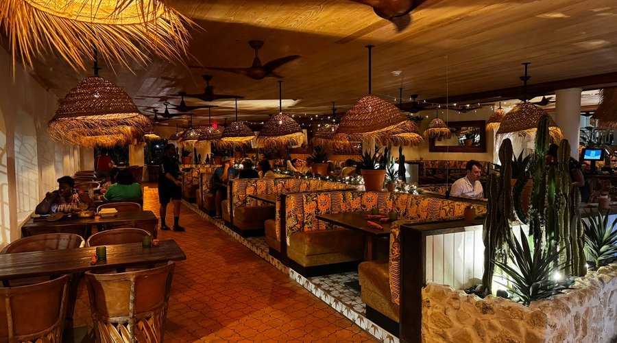 EL LEON, Christiansted - Restaurant Reviews, Photos & Phone Number - Tripadvisor