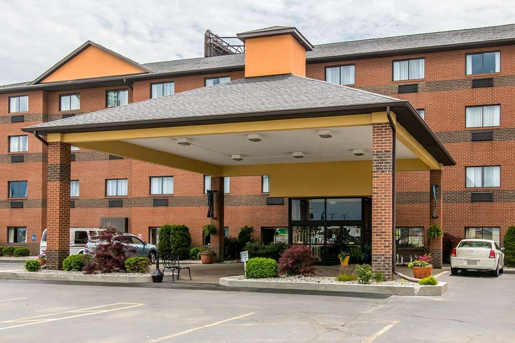 COMFORT INN 83 1 0 2 Prices Motel Reviews Port Huron MI