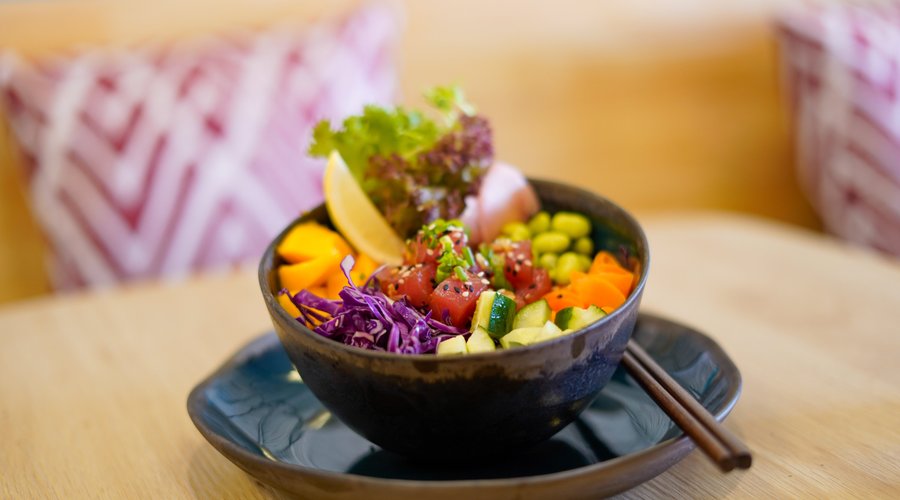Classic tuna poke