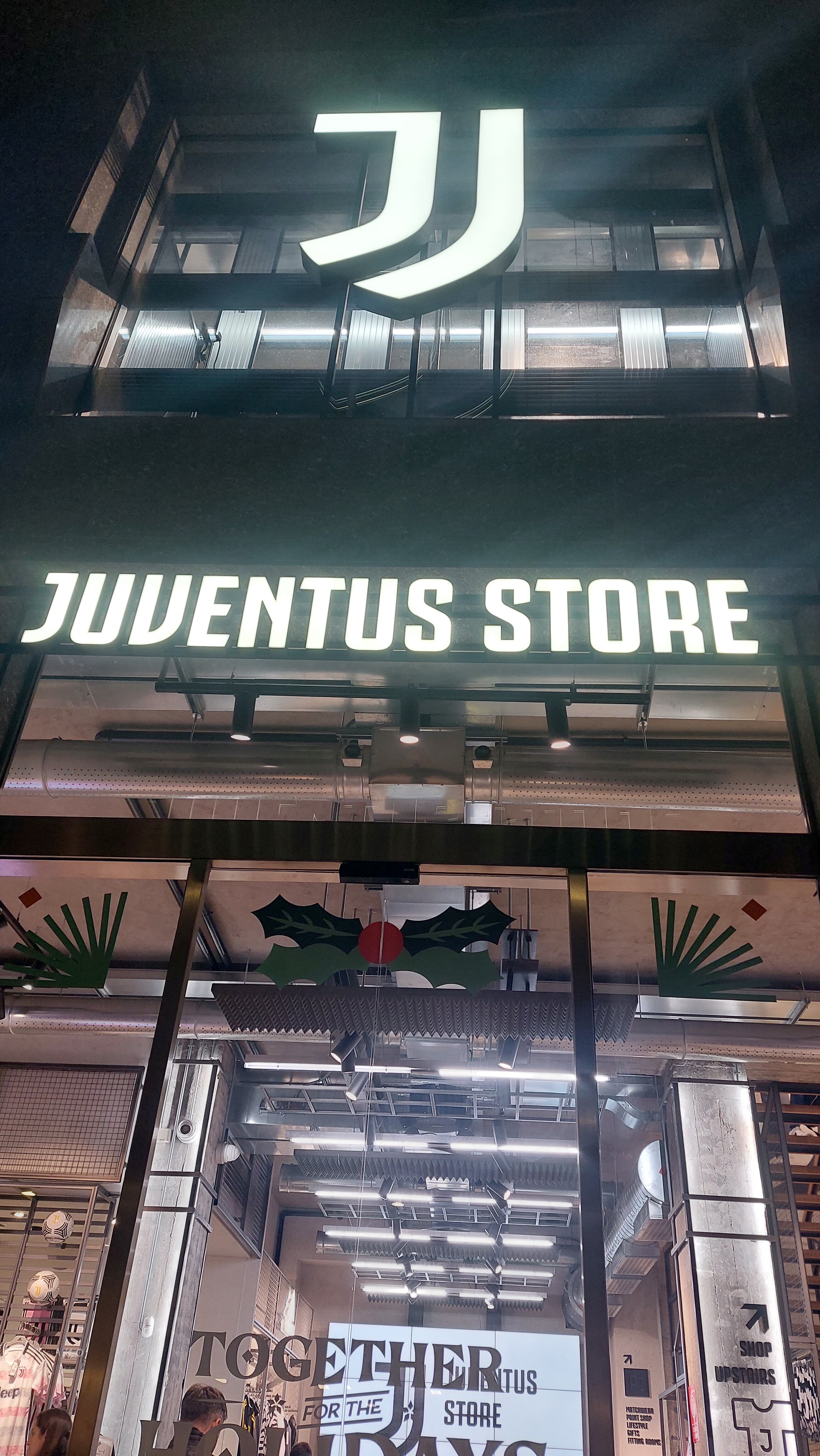 Negozio 2024 juventus milano