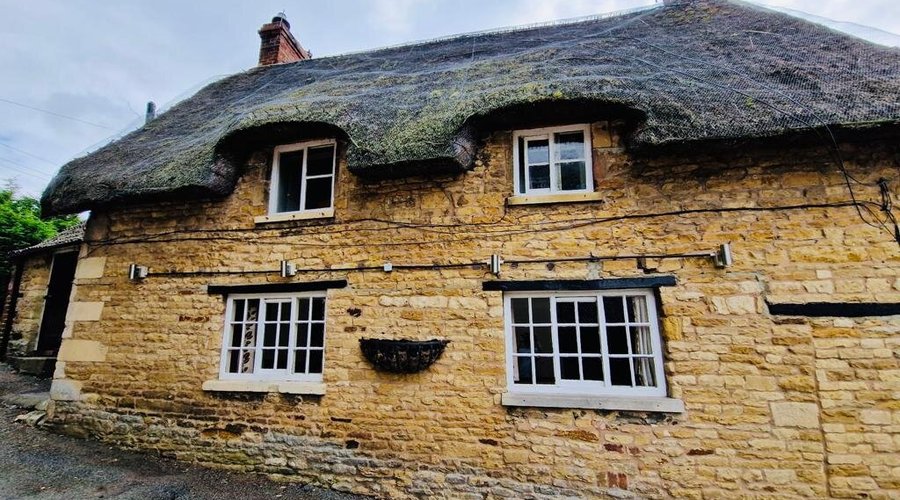 A country pub in a small village called Whitwell close to Rutland Water.  This beautiful hidden gem is being brough to life after being neglected and has been internally refurbished. 