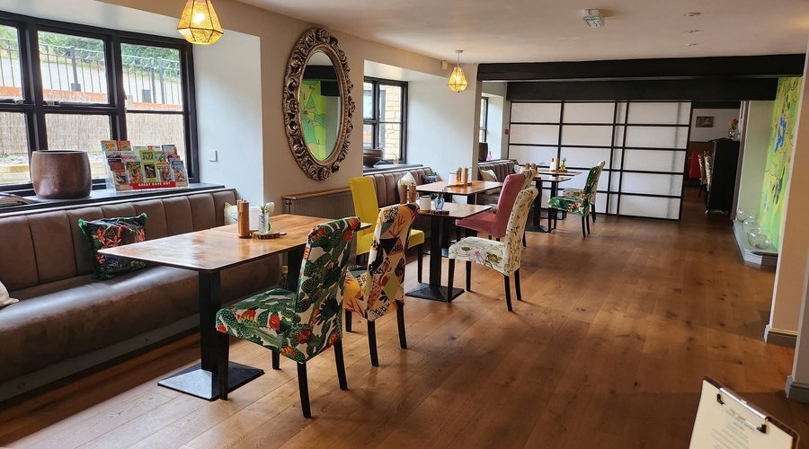 The newly refurbished bar area - 1000% dog friendly