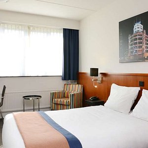 Amr th Hotel Eindhoven double bed