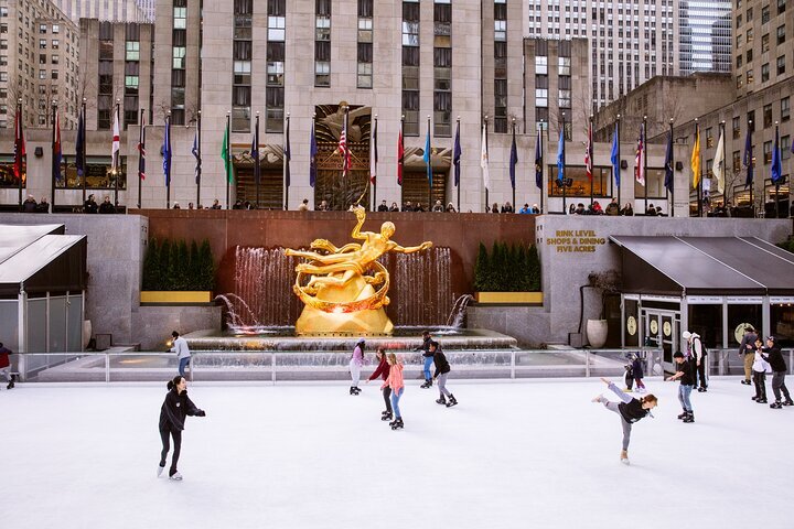 Rockefeller deals center skating