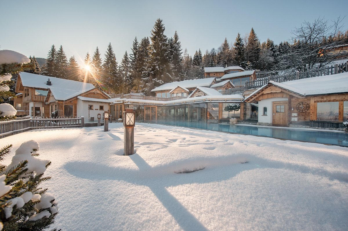 NATUR UND WELLNESSHOTEL HOEFLEHNER - Updated 2024 Prices & Hotel