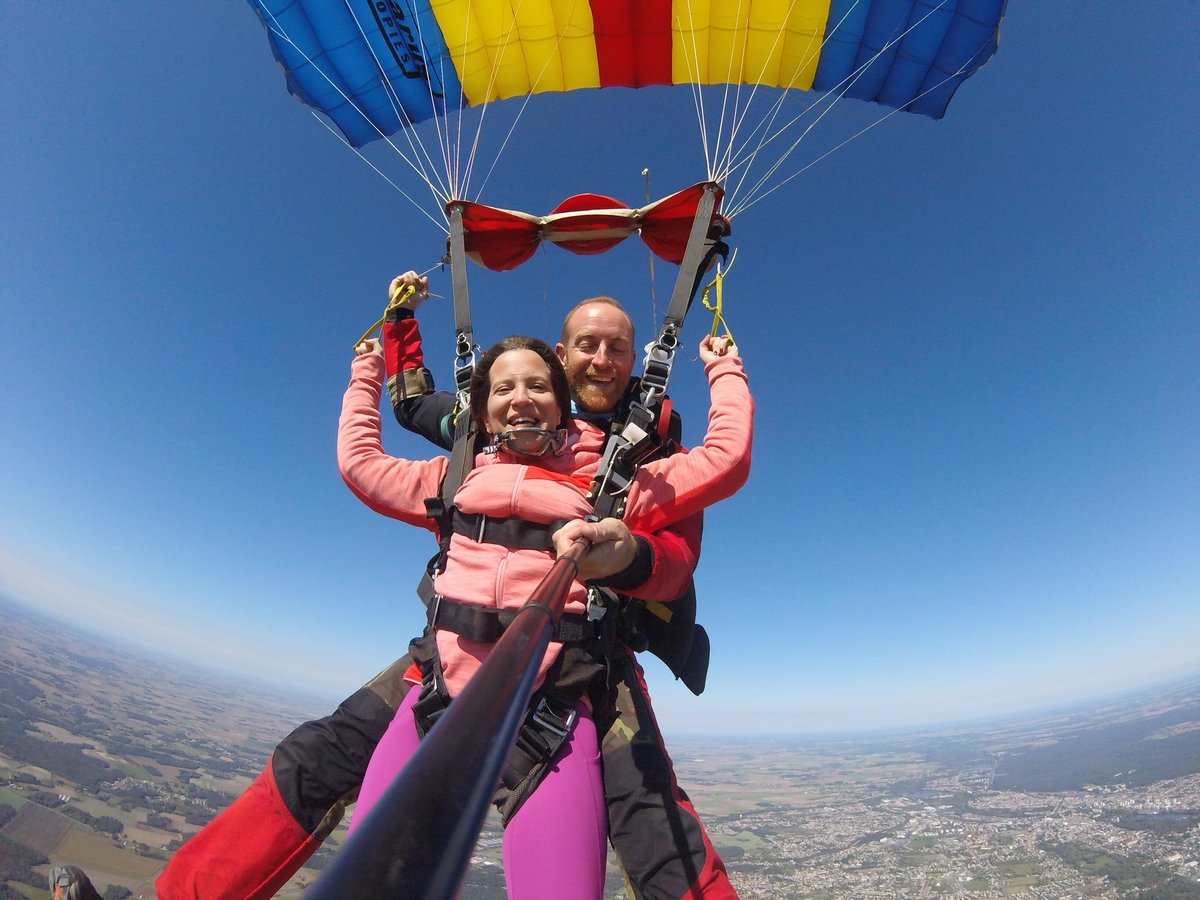 Fly Attitude Parachutisme, Montargis: лучшие советы перед посещением -  Tripadvisor