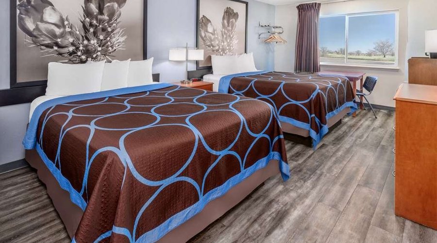 Guest room