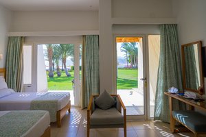 Room & Suite