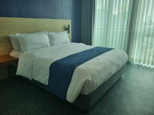 Room & Suite