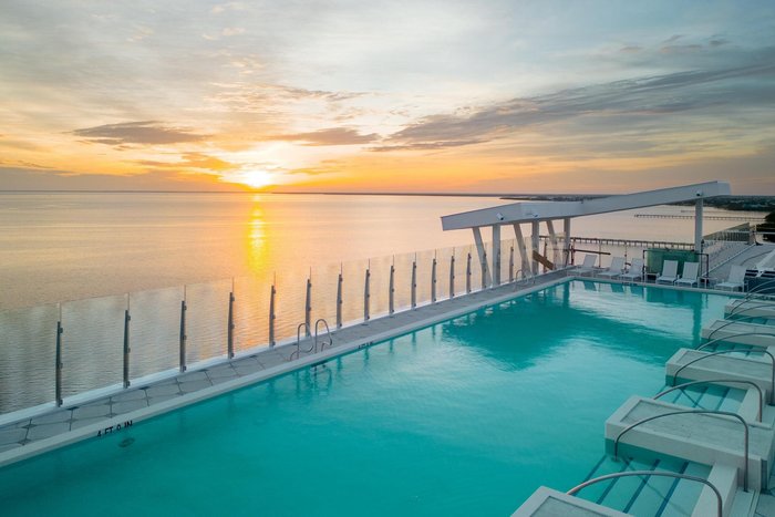 Sunseeker Resort Charlotte Harbor Pool: Pictures & Reviews - Tripadvisor