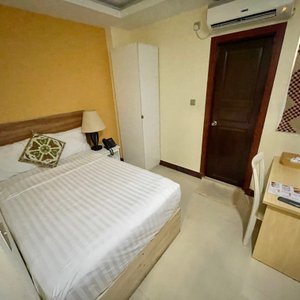Single room dubbed as "small double"