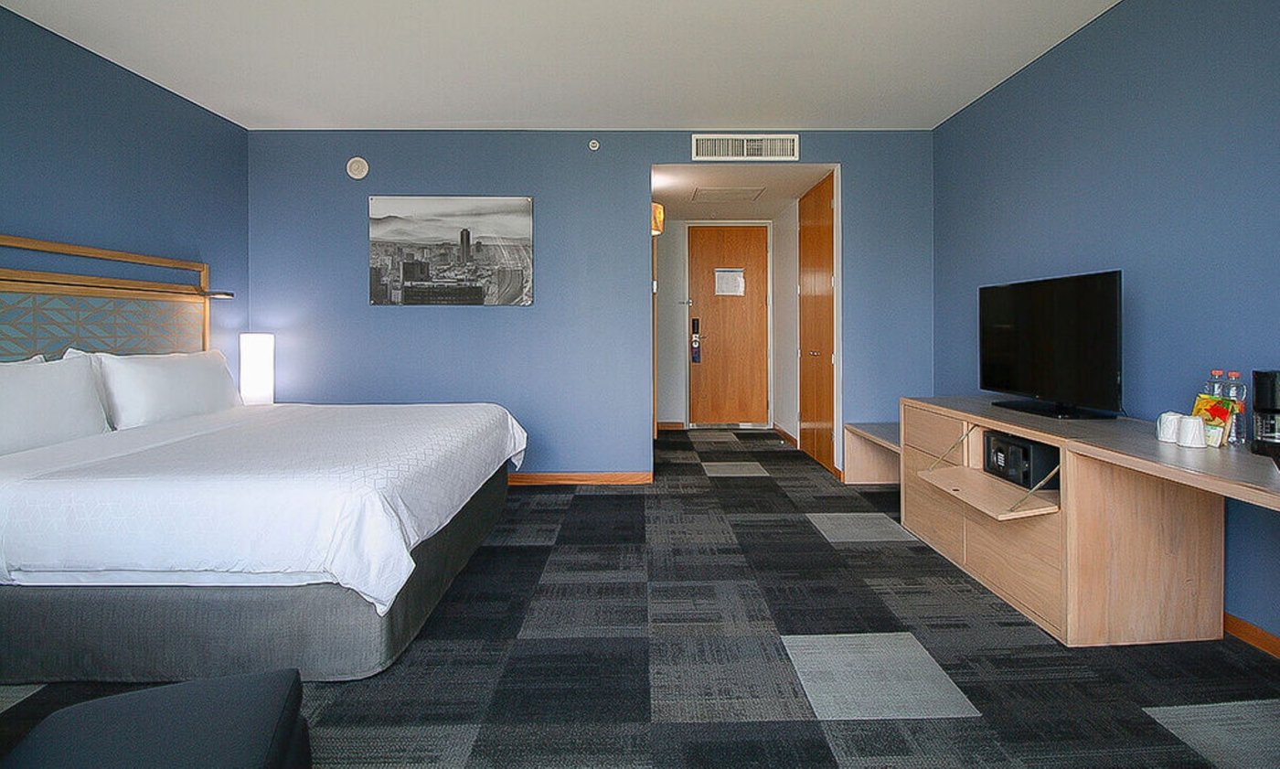 HOLIDAY INN EXPRESS MEXICO REFORMA, AN IHG HOTEL $104 ($̶1̶1̶5̶) - Prices & Reviews - Mexico City HOLIDAY INN EXPRESS MEXICO... 