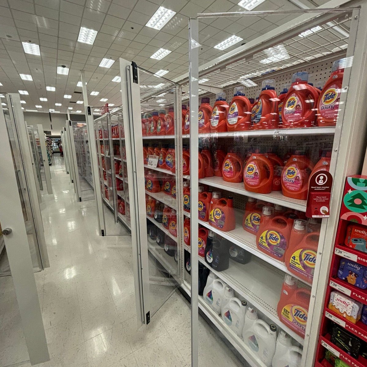 Target Store Fontana - O que saber antes de ir (ATUALIZADO 2024)