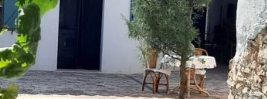 Alojamiento rural en Villahermosa (Ciudad Real), 7 dormitorios, 6 baños, cocina comedor, porche y piscina.