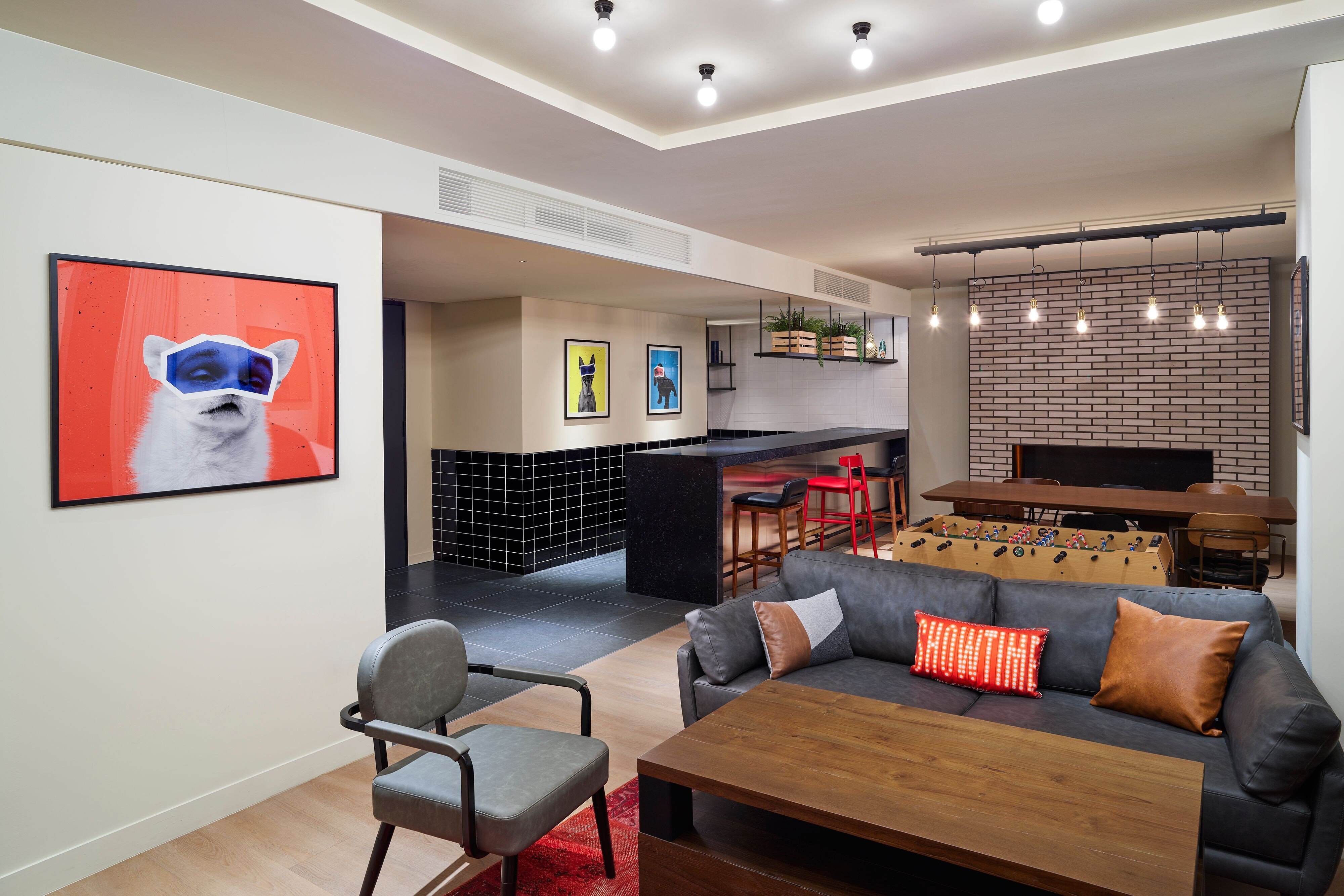 MOXY SEOUL MYEONGDONG Updated 2024 Prices Hotel Reviews South Korea   Moxy Suite Living Area 