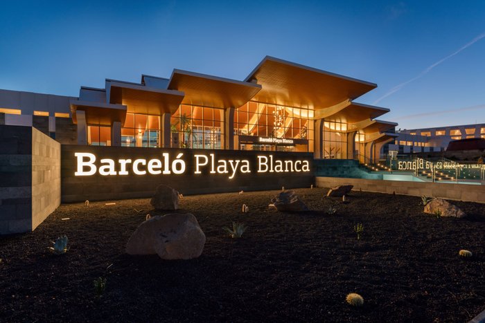 BARCELO PLAYA BLANCA ROYAL LEVEL - UPDATED 2023 Hotel Reviews & Price ...