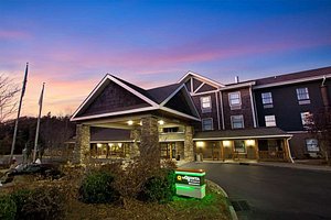 La Quinta Inn & Suites by Wyndham Boone University in Boone