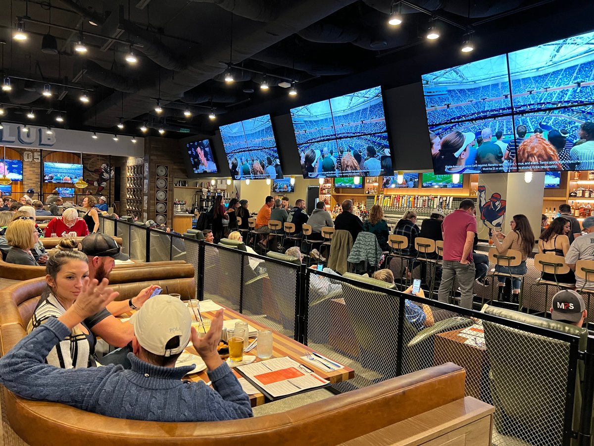 ALLEGIANT STADIUM - SUNSEEKER RESORT, Port Charlotte - Menu, Prices &  Restaurant Reviews - Tripadvisor