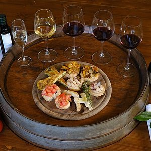 San Gimignano) Dégustation privée de vins, d'huiles Evo et de fromages