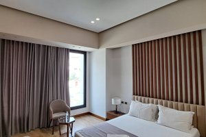 Room & Suite