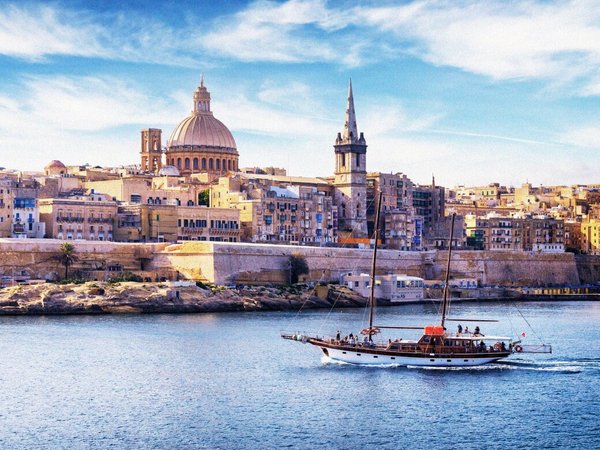 20 Exhilarating Ways to Experience Valletta, Malta Like a Local - Exploring traditional markets in Valletta