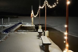 Pool & Beach