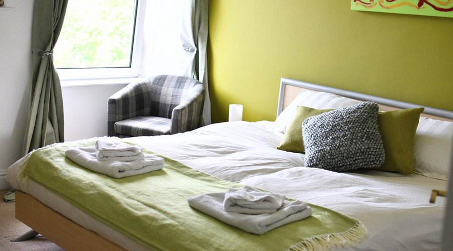 The Cwtch, Eaton House B&B, Pembroke 