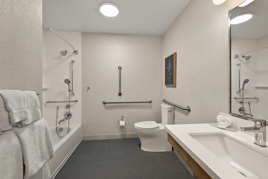 Hotel photo 45 of Sonesta Simply Suites Jersey City.