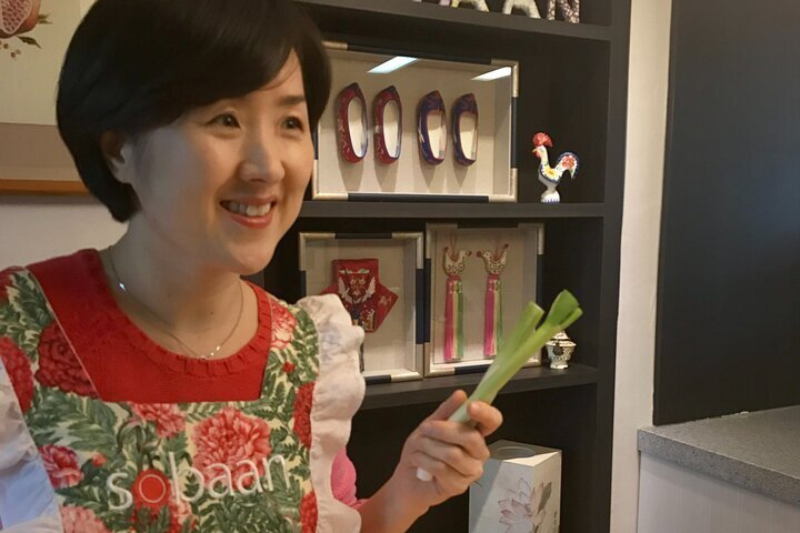 2024 Seoul Authentic Korean Home Cooking And Market Tour   Caption 