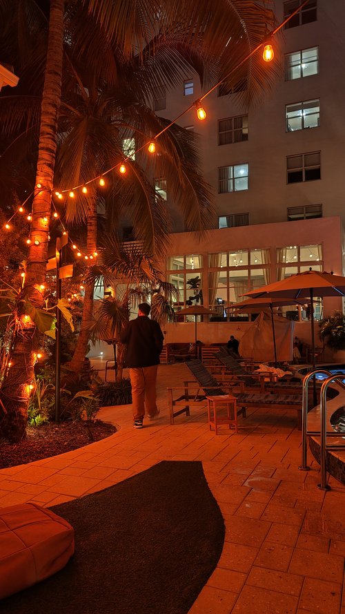 GENERATOR MIAMI Updated 2024 Prices & Hostel Reviews (Miami Beach, FL)