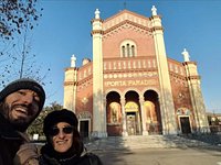 si puo' bere, anzi sgorga limpida e fresca, e' buona da bere - Photo de  Santuario della Beata Vergine del Portone, Asti - Tripadvisor