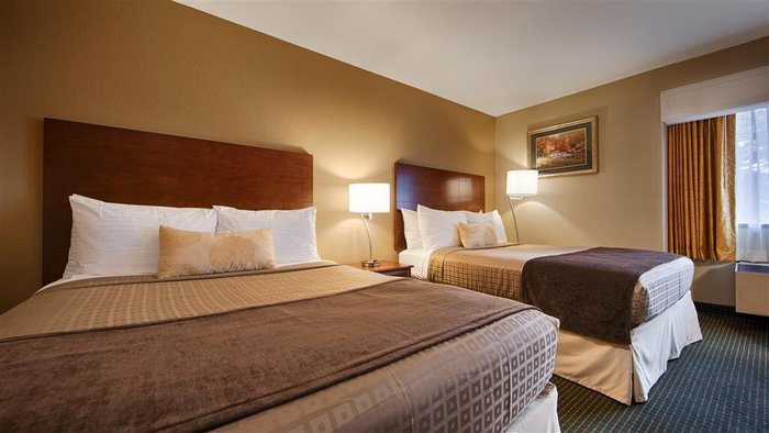 Best Western John Muir Inn - hotel rooms