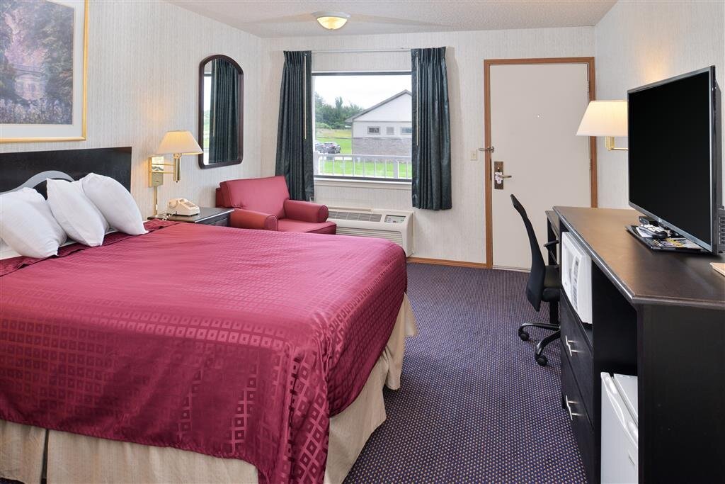 AMERICAS BEST VALUE INN KNOB NOSTER $82 ($̶1̶0̶2̶) - Prices & Hotel Reviews - MO