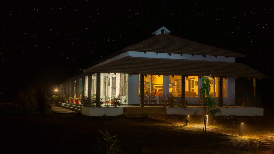 Main Building with Fireplace, Lounge and Dining