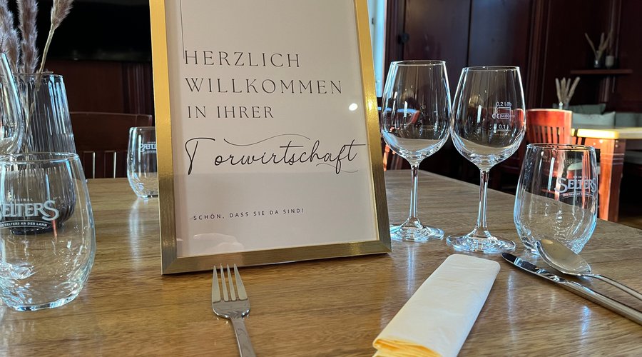 Wir begrüßen unsere Gäste in unseren neuen Restaurant-Räumlichkeiten!