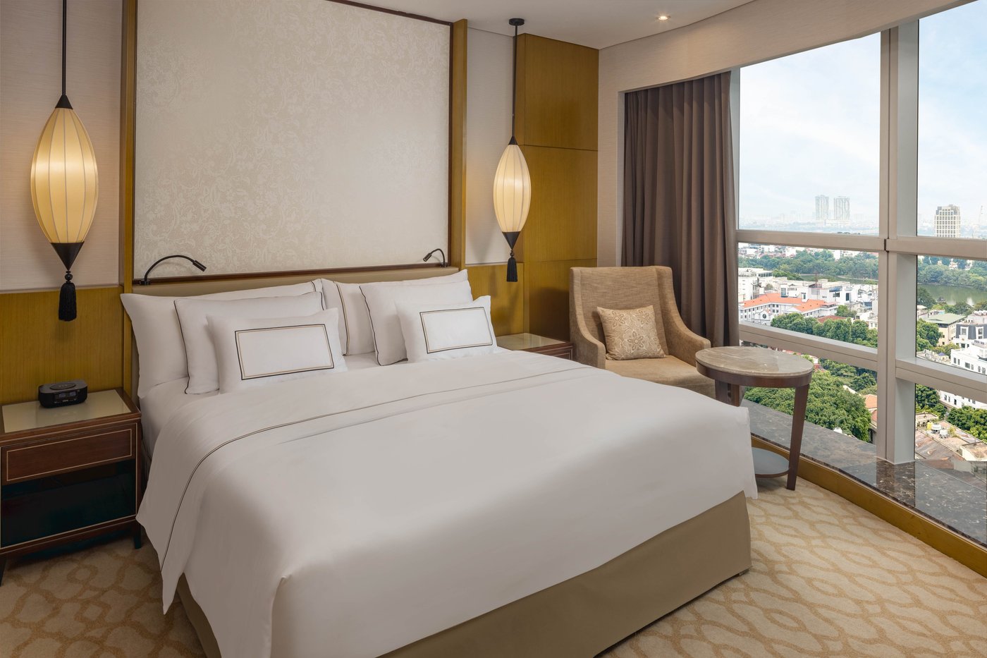 melia hotel hanoi reviews