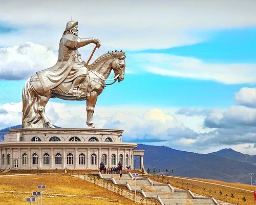 tour mongolia 2023