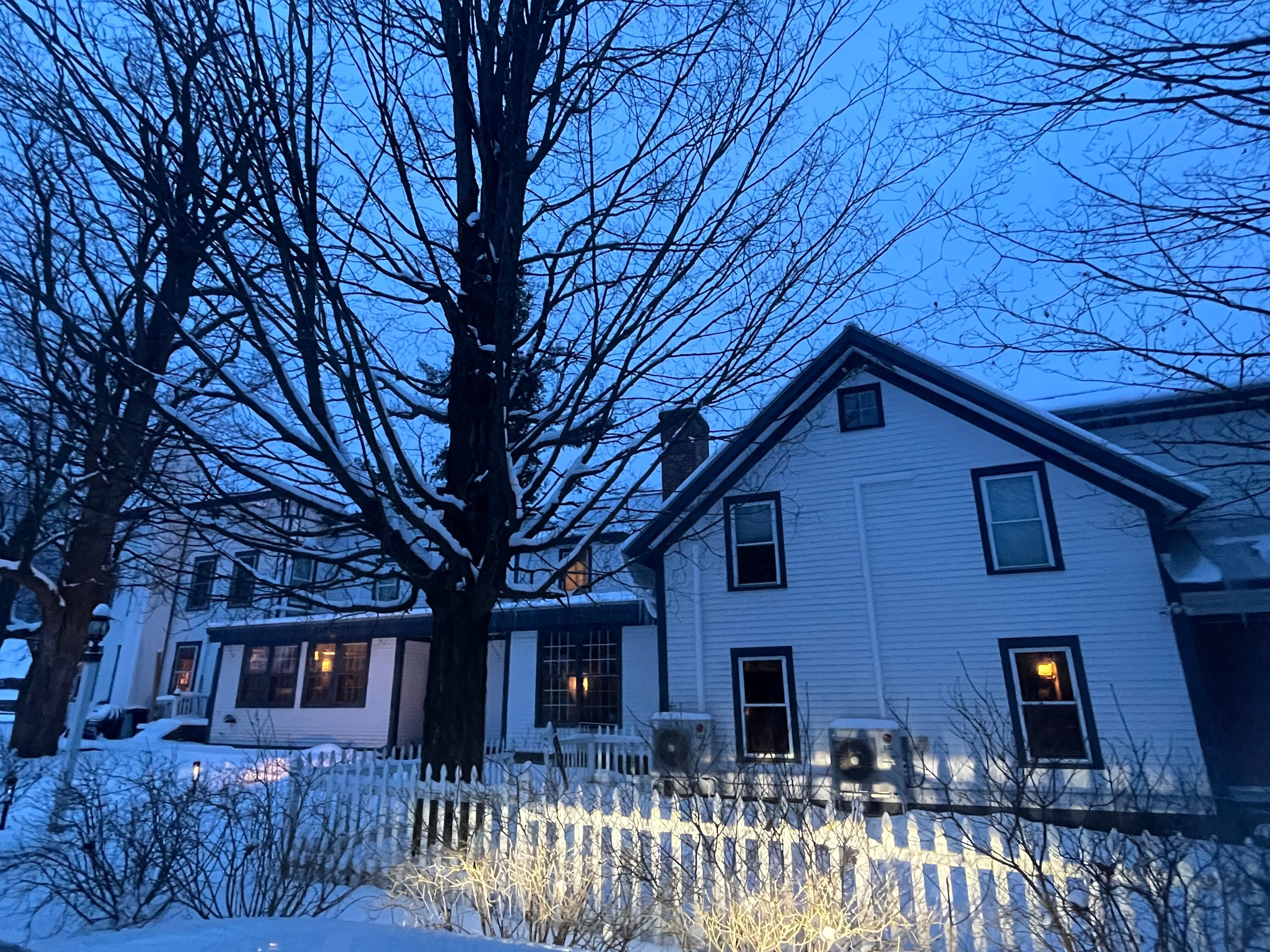 THE WAITSFIELD INN $112 ($̶1̶2̶5̶) - Updated 2024 Prices & B&B Reviews - VT