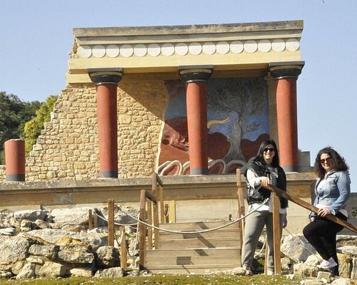 crete historical tours