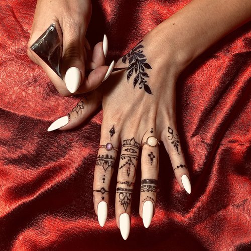 temporary henna tattoo juice ink natural hand finger tattoo mandala flower  lace jewelry tattoo body art