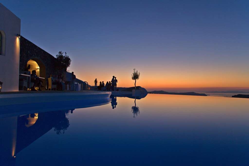 Carpe Diem Santorini Pyrgos Boutique Hotel